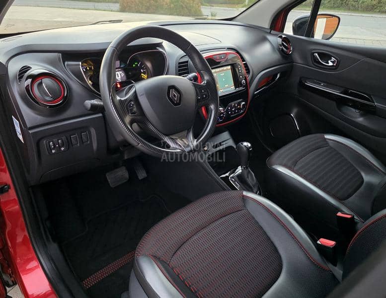 Renault Captur HellyHansen/AUT/CH