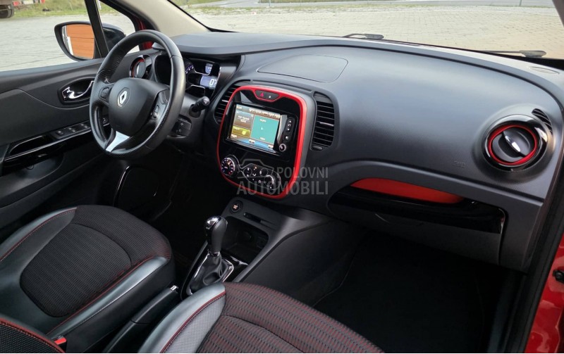 Renault Captur HellyHansen/AUT/CH