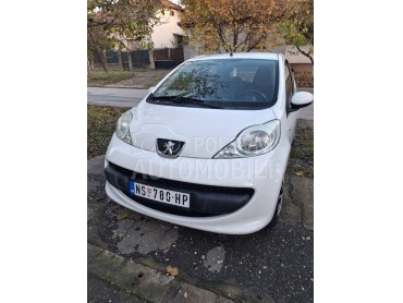 Peugeot 107 1.0
