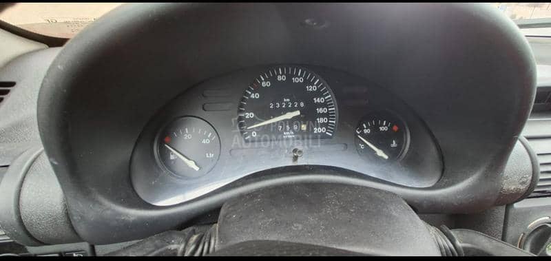Opel Corsa B 1.2 16V