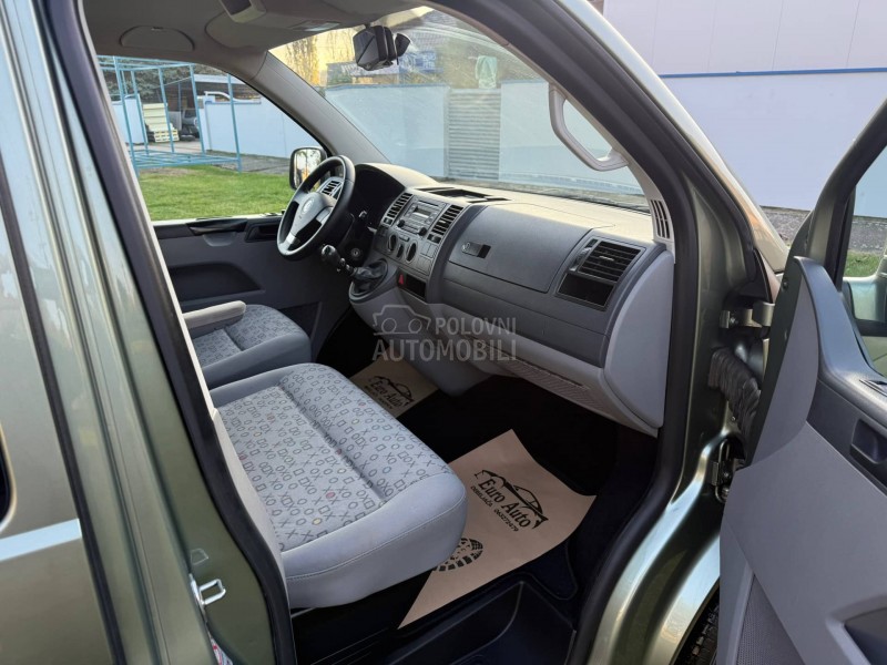 Volkswagen Transporter T5 2.5 TDI MIX