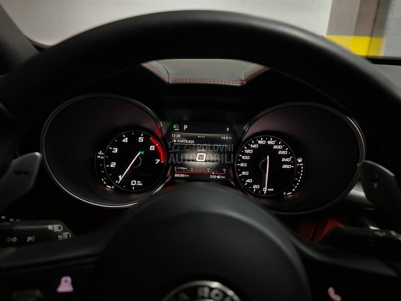 Alfa Romeo Stelvio 2.0  Q4  280