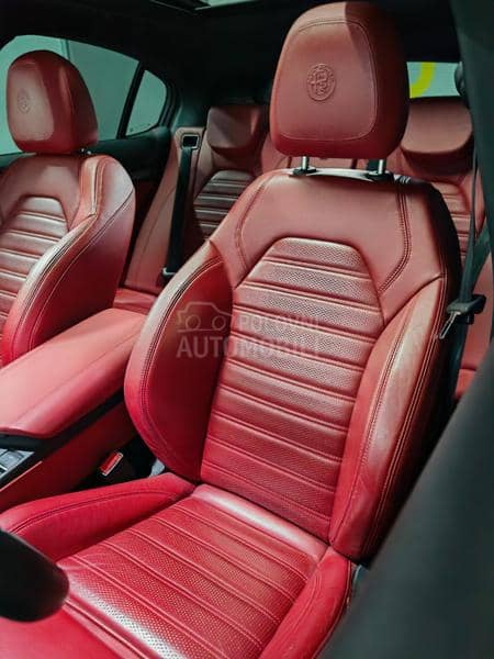 Alfa Romeo Stelvio 2.0  Q4  280