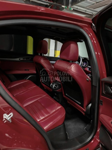 Alfa Romeo Stelvio 2.0  Q4  280