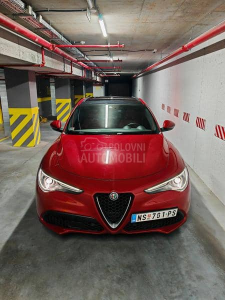 Alfa Romeo Stelvio 2.0  Q4  280