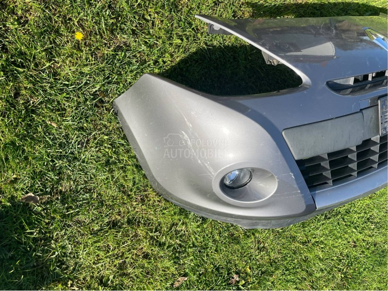 Prednj branik za Clio 3