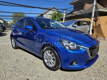 Mazda 2 N.A.V. ALU TOOP