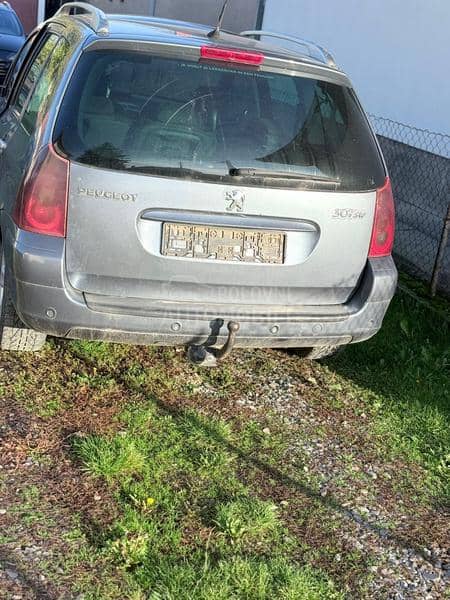 Kuka za vucu 307 karavan