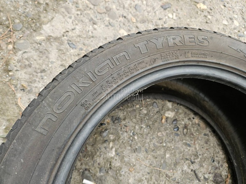 Nokian 255/45 R19 Sve sezone