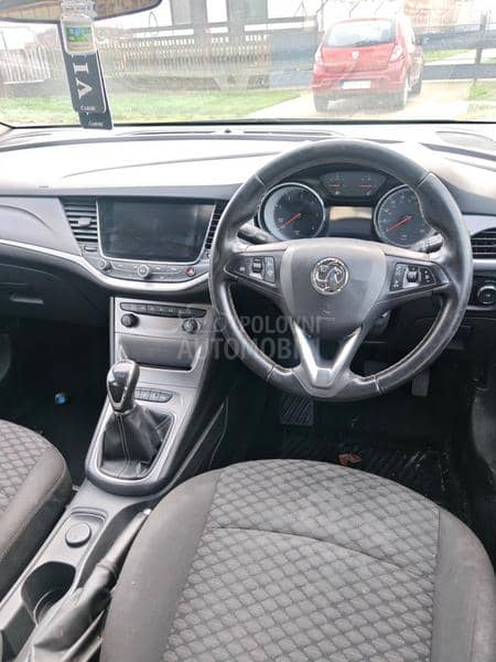 Opel Astra K 1.6cdt 2018. god. -  kompletan auto u delovima