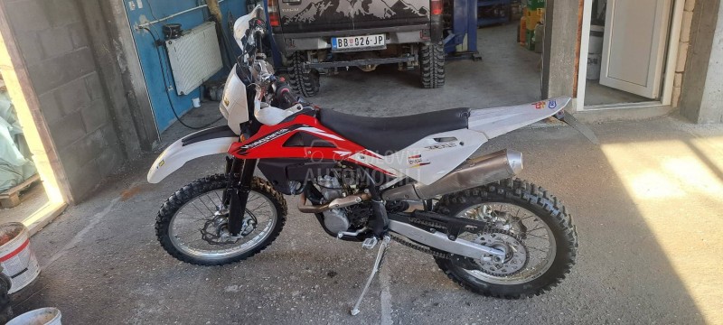 Husqvarna te310