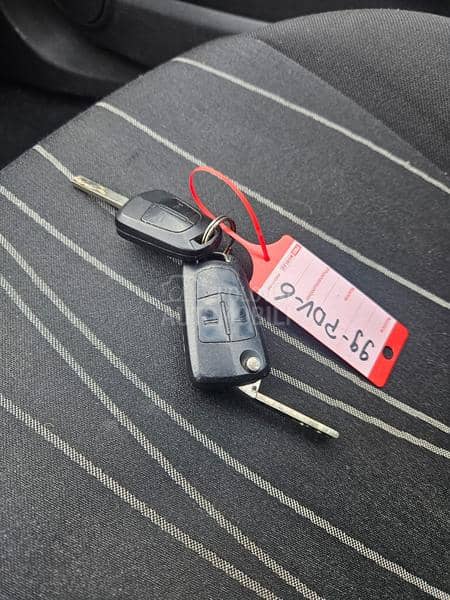 Opel Corsa D 1.3 cdti