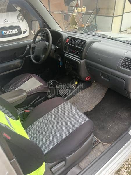 Suzuki Jimny 1.3