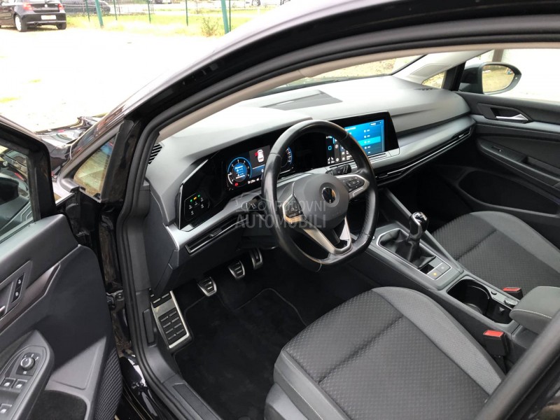 Volkswagen Golf 8 2.0 TDI LED Nemačka