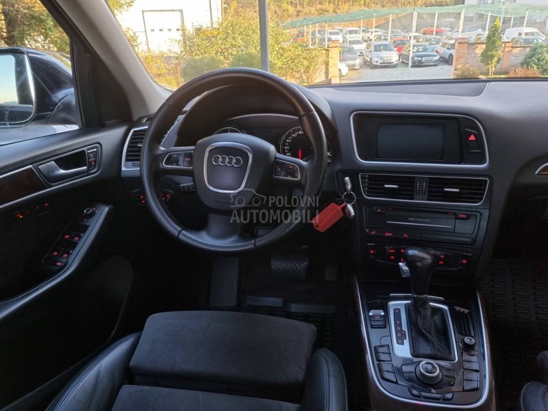 Audi Q5 2.0D QUATTRO/ PANO/