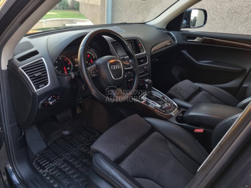 Audi Q5 2.0D QUATTRO/ PANO/