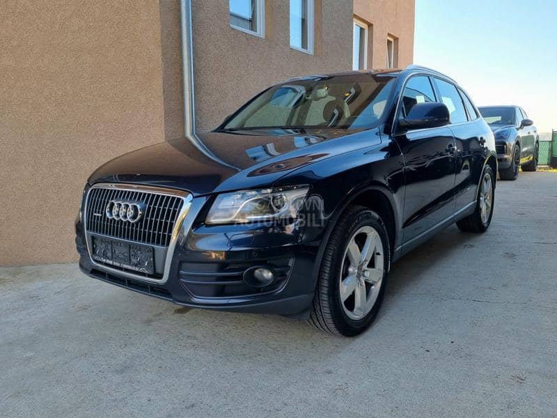 Audi Q5 2.0D QUATTRO/ PANO/