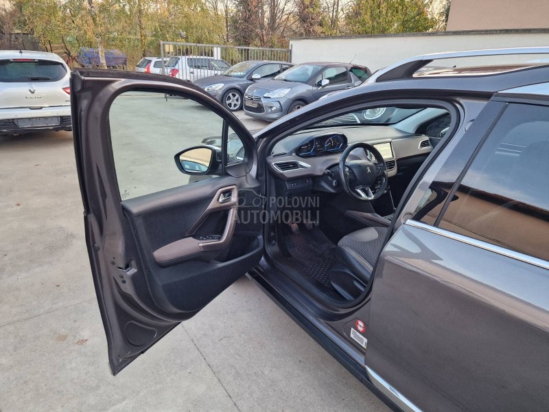 Peugeot 2008 1.2 puretech
