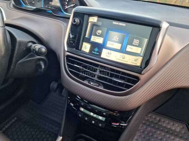 Peugeot 2008 1.2 puretech