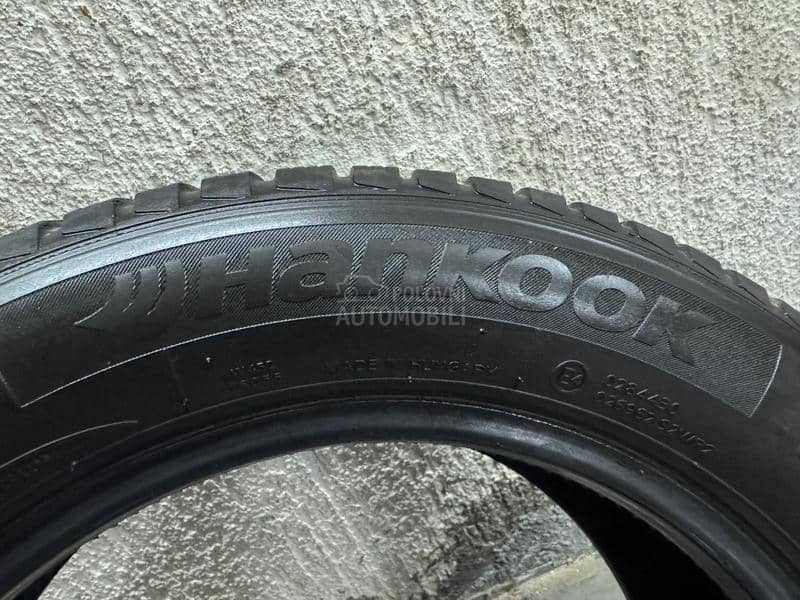 Hankook 185/60 R15 Zimska