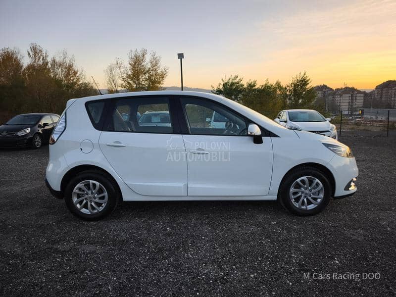 Renault Scenic 1.2 TCE DYNAMIQUE