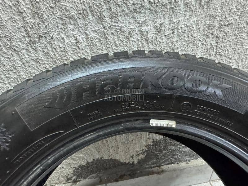 Hankook 185/60 R15 Zimska