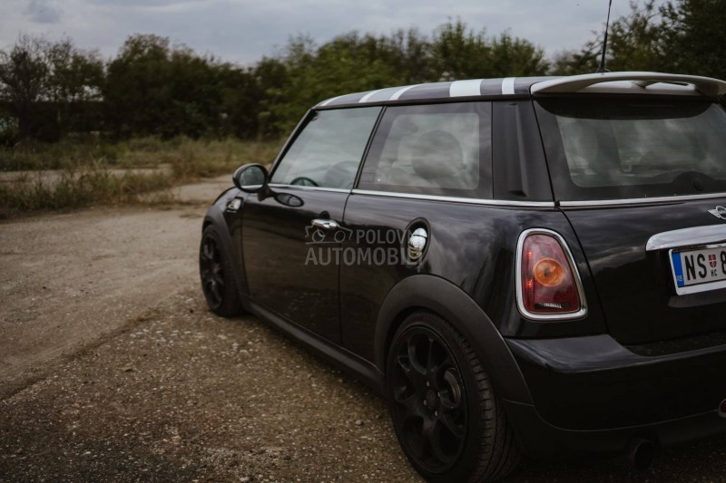 MINI Cooper 1.6 hdi