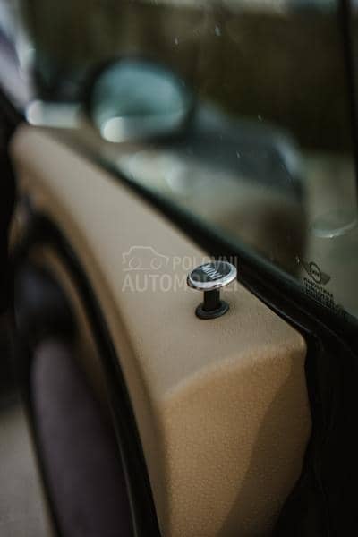 MINI Cooper 1.6 hdi