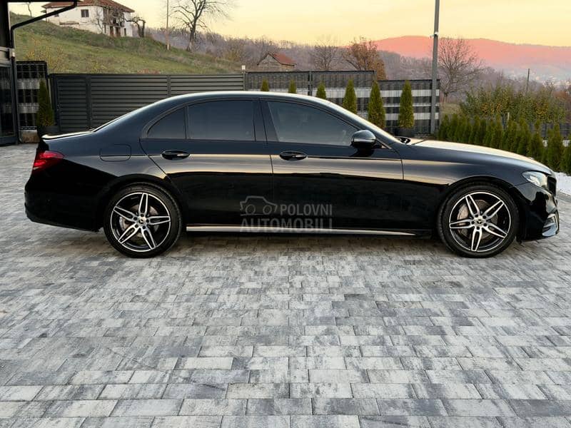 Mercedes Benz E 220 d AMG BLACK