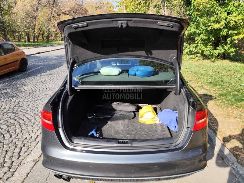 Audi A4 2.0 TDI QUATTRO