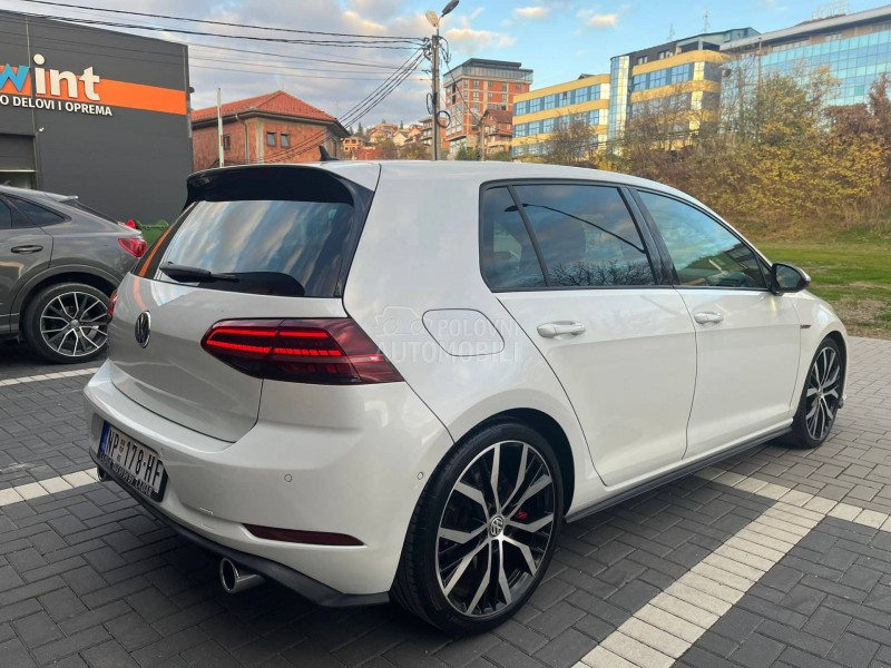 Volkswagen Golf 7 GTI Performance