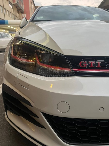 Volkswagen Golf 7 GTI Performance