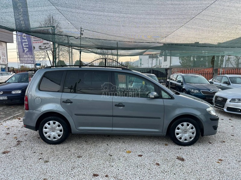 Volkswagen Touran 