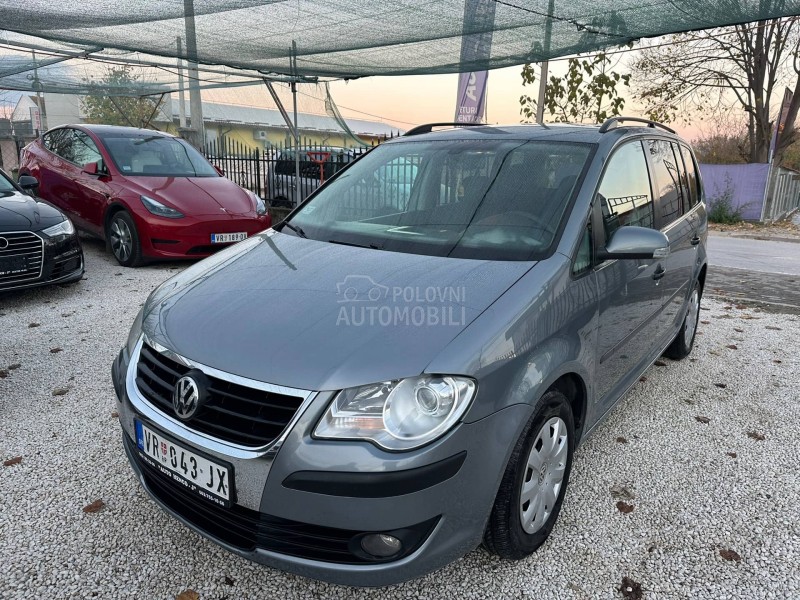 Volkswagen Touran 
