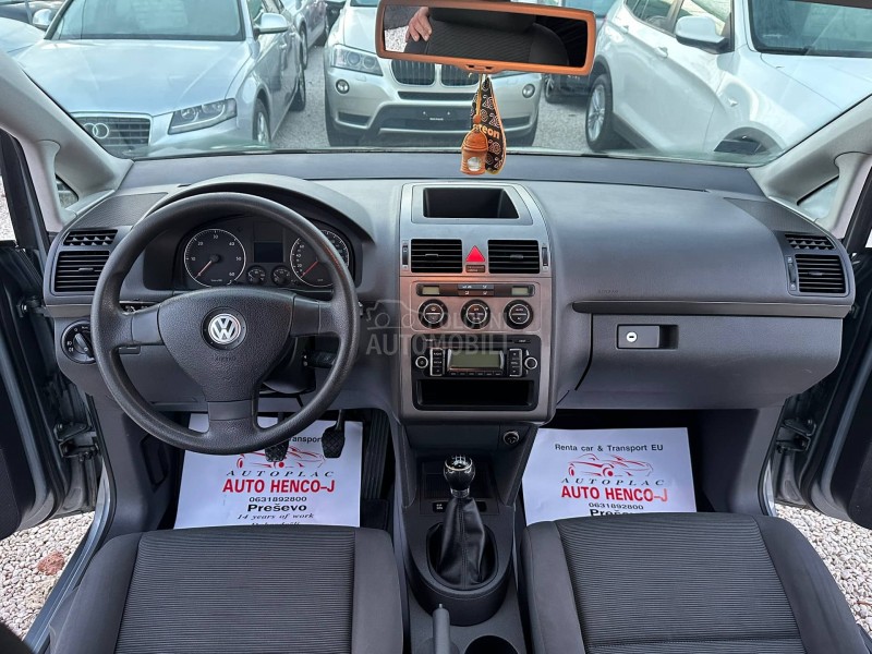 Volkswagen Touran 