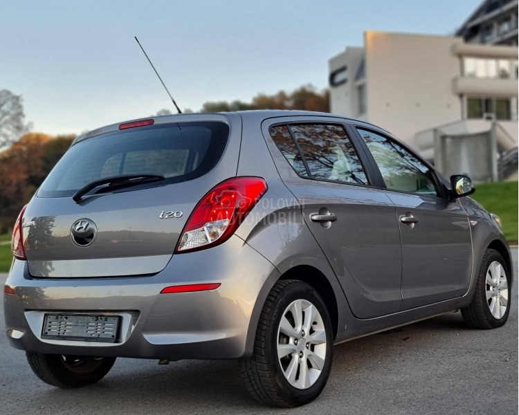 Hyundai i20 1.2i Ch Led