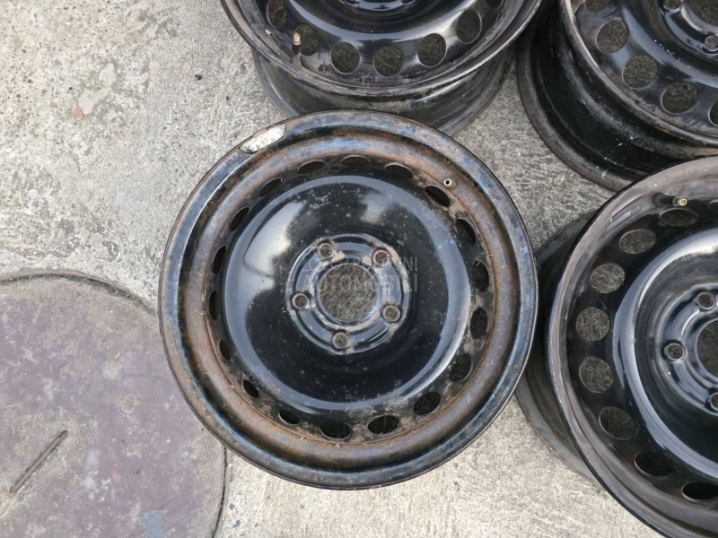 Čelične felne  15" 5 x 114.3