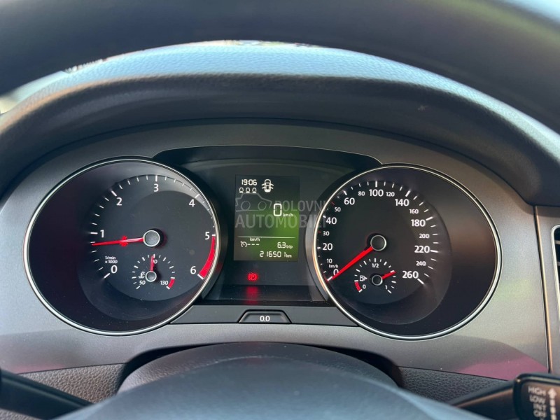 Volkswagen Golf Sportsvan 1,6tdi/6.6.k.w/alu17