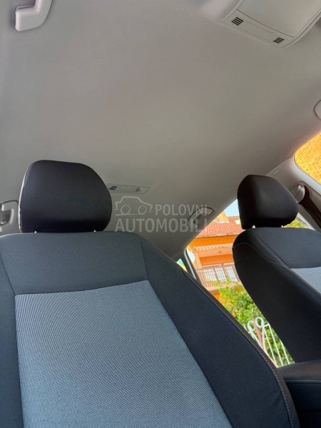 Volkswagen Golf Sportsvan 1,6tdi/6.6.k.w/alu17