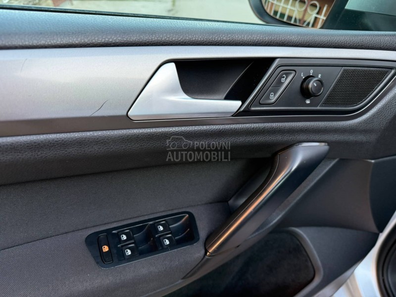 Volkswagen Golf Sportsvan 1,6tdi/6.6.k.w/alu17