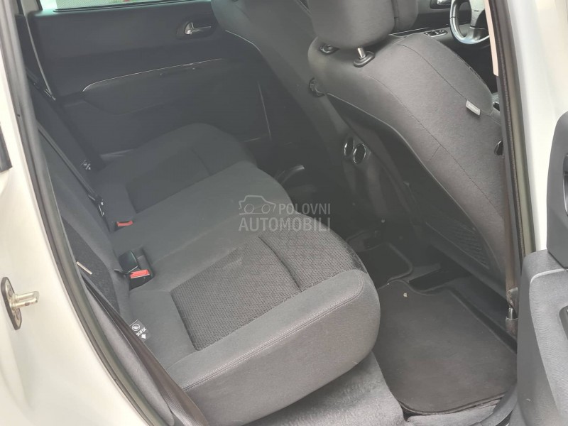 Peugeot 3008 1.6hdi NAAVIGACIJA