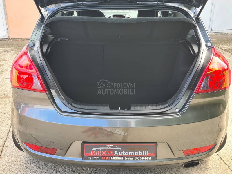 Kia cee`d 1.4 Cvvt model