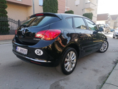 Opel Astra J 1.4i ACTIVE LINE CH