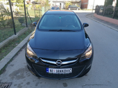 Opel Astra J 1.4i ACTIVE LINE CH