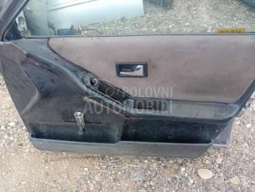 Prednji desni podizac stakla za Audi 80