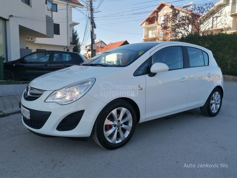 Opel Corsa D 1.4i ADAM 150 YEAR