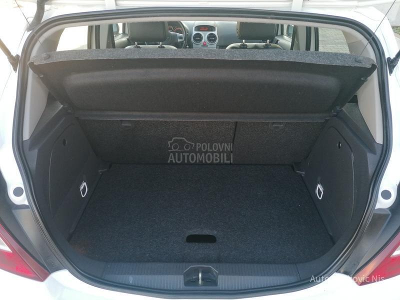 Opel Corsa D 1.4i ADAM 150 YEAR