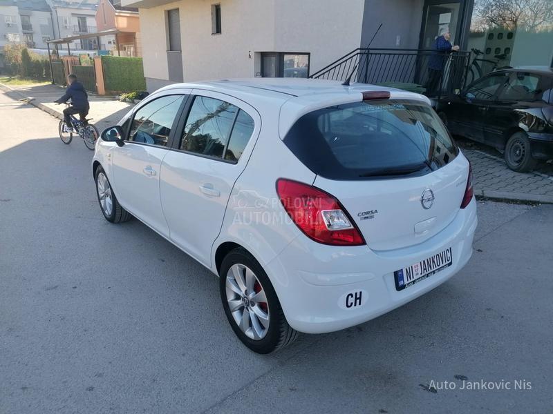 Opel Corsa D 1.4i ADAM 150 YEAR
