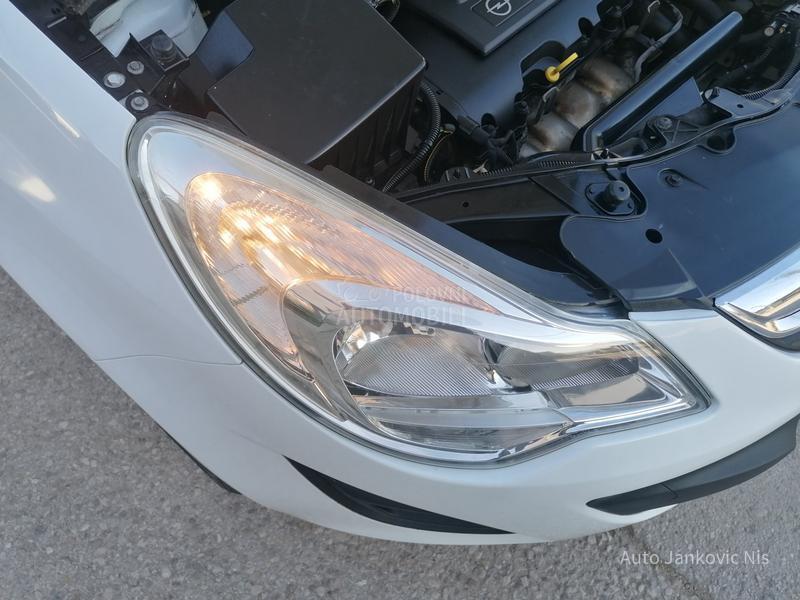 Opel Corsa D 1.4i ADAM 150 YEAR