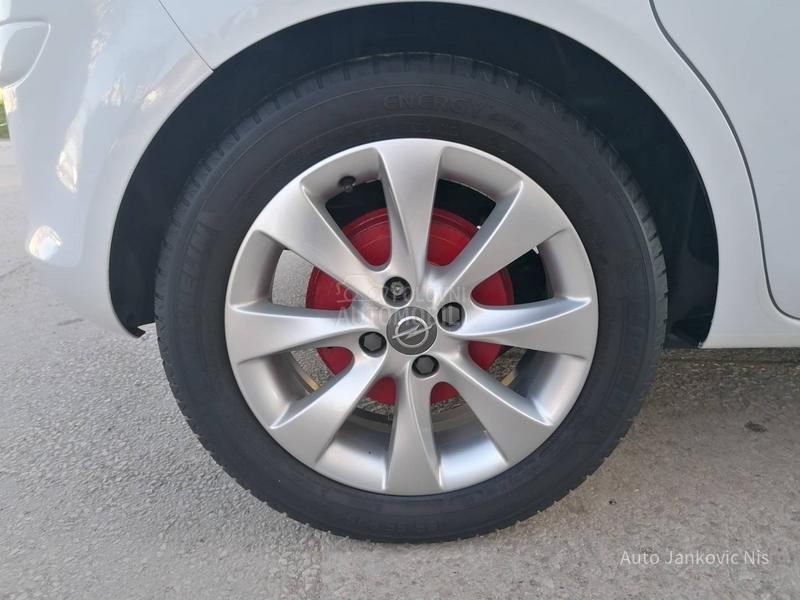 Opel Corsa D 1.4i ADAM 150 YEAR